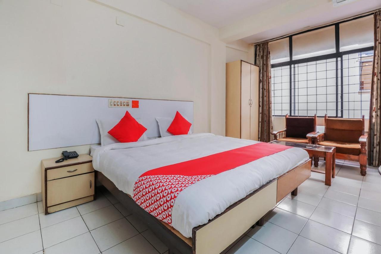 Oyo Hotel Hindustan Deluxe Mangalore Exterior photo